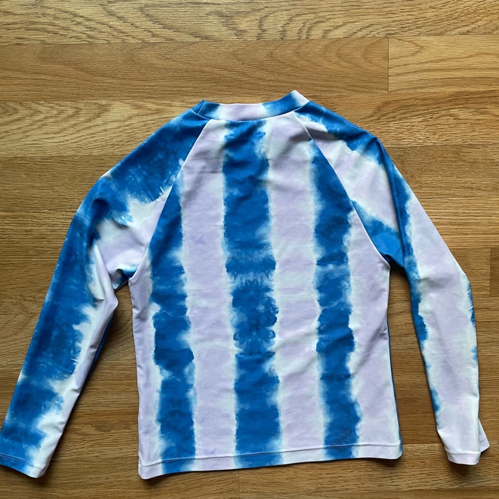 DSG Tie-Dye Rashguard - Picture 3 of 4